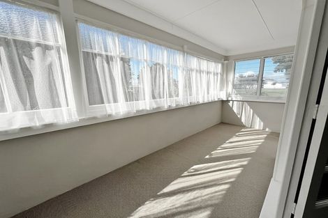 Photo of property in 21 Beresford Street, Takaro, Palmerston North, 4410