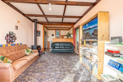 Photo of property in 8 Brumby Lane, Russell, 0272