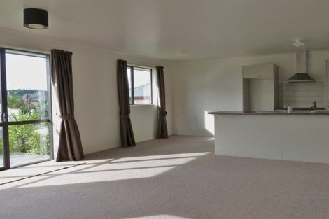 Photo of property in 32 Ocean View Rise, Ruakaka, 0116
