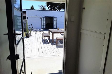 Photo of property in 21 Donald Street, Regent, Whangarei, 0112