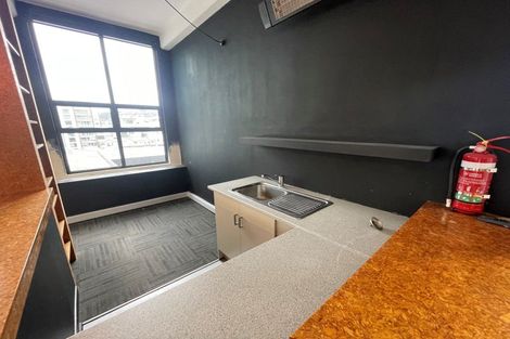 Photo of property in 15 Courtenay Place, Owhata, Rotorua, 3010