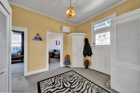 Photo of property in 30 Collins Street, Hawera, 4610