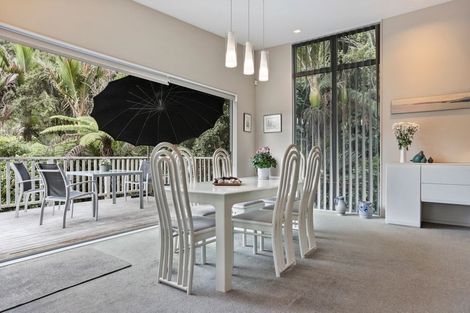 Photo of property in 81 Huia Road, Titirangi, Auckland, 0604