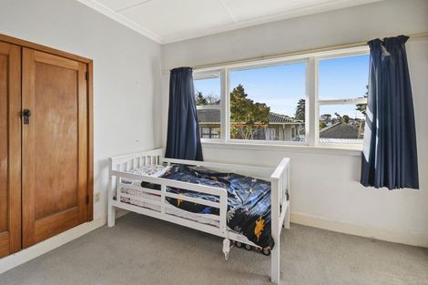 Photo of property in 64 Alfriston Road, Manurewa East, Auckland, 2102