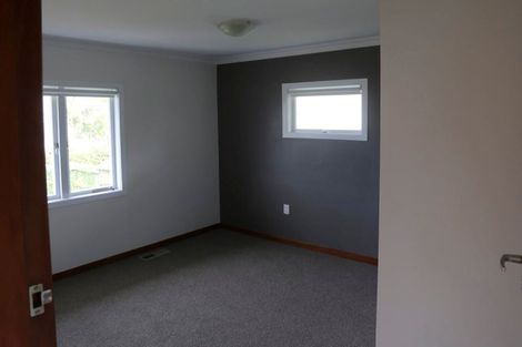 Photo of property in 58 Harvey Street, Waipahihi, Taupo, 3330