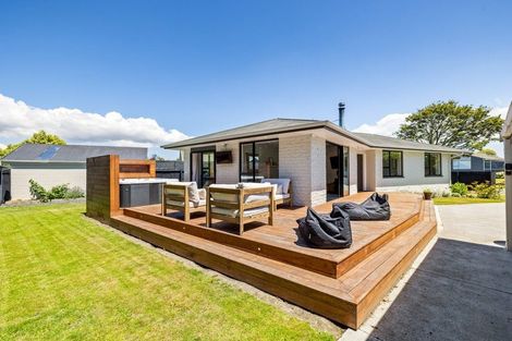 Photo of property in 6 Bidwell Place, Hillmorton, Christchurch, 8025