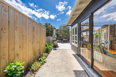 Photo of property in 873 Cove Road, Waipu, 0582