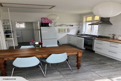 Photo of property in 6 Barton Terrace, Thorndon, Wellington, 6011