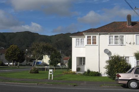 Photo of property in 166 Naenae Road, Naenae, Lower Hutt, 5011