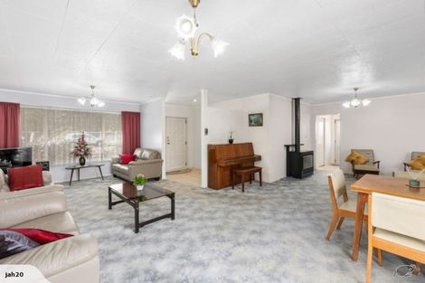 Photo of property in 46 Glen Road, Stokes Valley, Lower Hutt, 5019