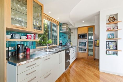 Photo of property in 111a The Ridgeway, Mornington, Wellington, 6021