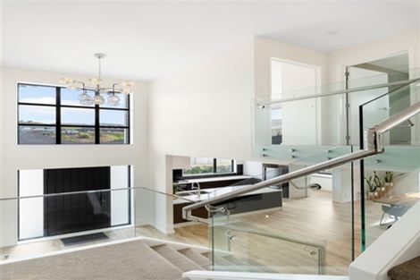 Photo of property in 9 Kahu Close, Orewa, 0931