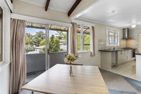 Photo of property in 7 Utting Street, Birkdale, Auckland, 0626