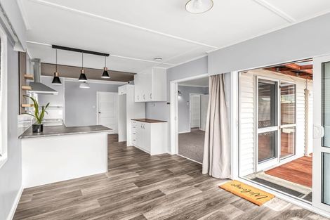 Photo of property in 92 Swiss Avenue, Gonville, Whanganui, 4501