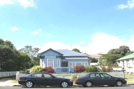Photo of property in 8 Golf Avenue, Otahuhu, Auckland, 1062