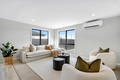 Photo of property in 6/102 Eriksen Road, Te Awa, Napier, 4110