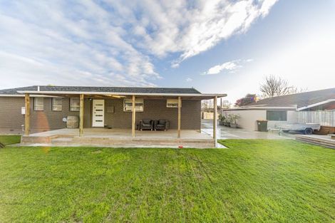Photo of property in 8 Bryce Place, Kelvin Grove, Palmerston North, 4414