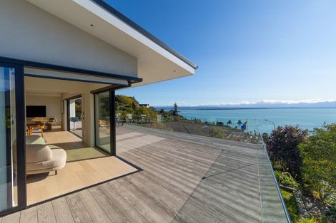 Photo of property in 82 Princes Drive, Britannia Heights, Nelson, 7010