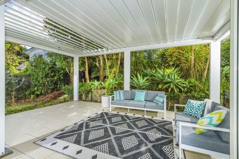 Photo of property in 72b Parr Terrace, Castor Bay, Auckland, 0620