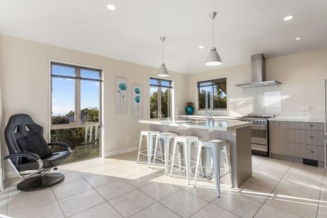 Photo of property in 5 Signal Hill Road, Mount Pleasant, Christchurch, 8081