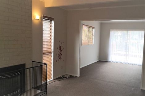 Photo of property in 23 Rembrandt Avenue, Tawa, Wellington, 5028
