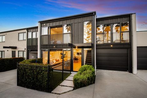 Photo of property in 12a Derby Downs Place, Ellerslie, Auckland, 1051
