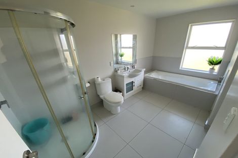 Photo of property in 229 Porchester Road, Takanini, 2112