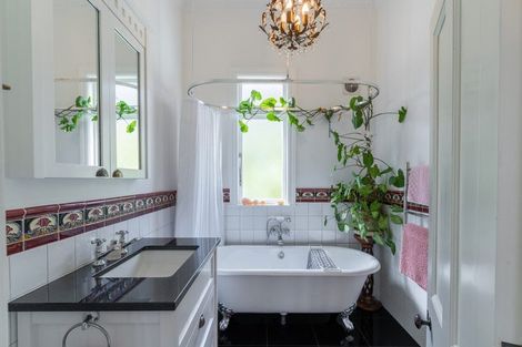 Photo of property in 7 Rutland Street, Picton, 7220