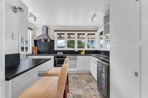 Photo of property in 41 Wairau Avenue, Avondale, Auckland, 1026