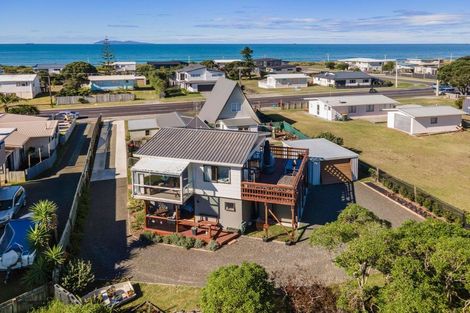 Photo of property in 266b Seaforth Road, Waihi Beach, 3611