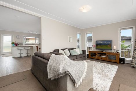 Photo of property in 74 Queen Road, Bellevue, Tauranga, 3110