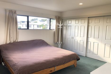 Photo of property in 1/18 Bond Crescent, Forrest Hill, Auckland, 0620