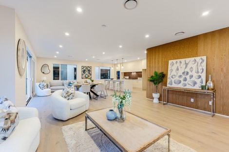 Photo of property in 29 Kaupeka Road, Orewa, 0931