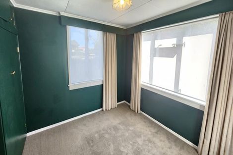Photo of property in 158 Mangorei Road, Merrilands, New Plymouth, 4312