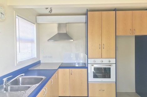Photo of property in 11 Valkyria Place, Beach Haven, Auckland, 0626