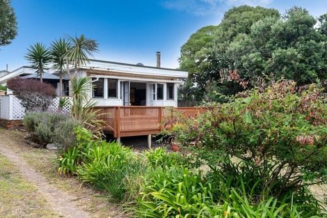Photo of property in 36 Dixie Street, Te Horo Beach, Otaki, 5581