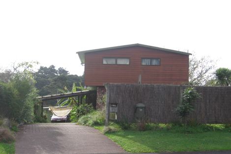 Photo of property in 12 Noall Street, Te Atatu Peninsula, Auckland, 0610