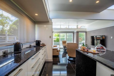 Photo of property in 8c Brassey Road, Saint Johns Hill, Whanganui, 4500