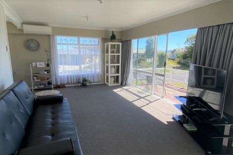 Photo of property in 5 Oxford Street, Tirau, 3410
