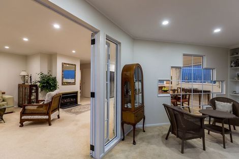 Photo of property in 6 Scott Street, Moturoa, New Plymouth, 4310