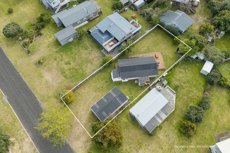 Photo of property in 64 Oyster Drive, Cooks Beach, Whitianga, 3591