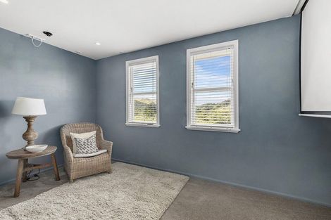 Photo of property in 63 Gordon Road, Plimmerton, Porirua, 5026