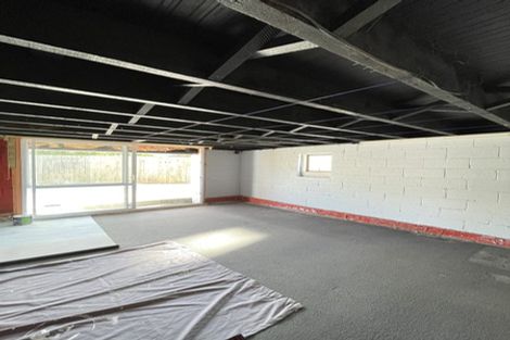 Photo of property in 33 Peach Road, Glenfield, Auckland, 0629