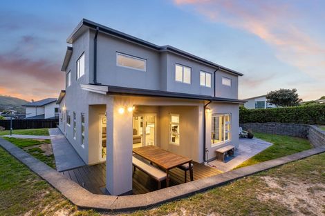 Photo of property in 15 Sumner Terrace, Aotea, Porirua, 5024