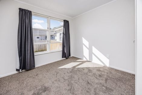 Photo of property in 53b Rollerson Street, Papakura, 2110