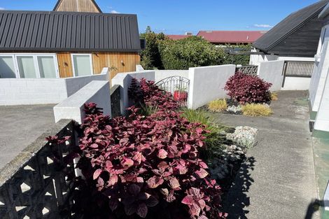 Photo of property in 3/20 Selwyn Road, Cockle Bay, Auckland, 2014