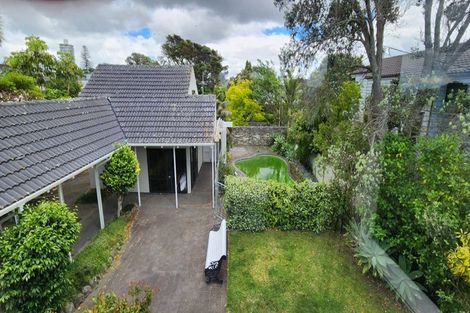 Photo of property in 5 Tiri Road, Takapuna, Auckland, 0620