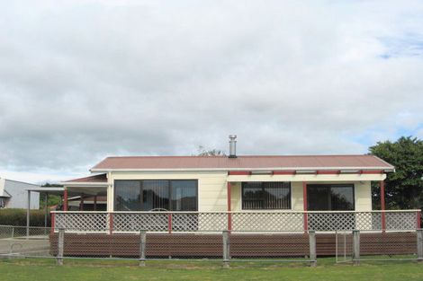 Photo of property in 1 Resolution Street, Tolaga Bay, 4077