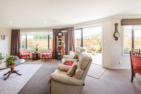 Photo of property in 28 Heretaunga Street, Palmerston North, 4414