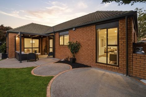 Photo of property in 8 Kedleston Drive, Avonhead, Christchurch, 8042